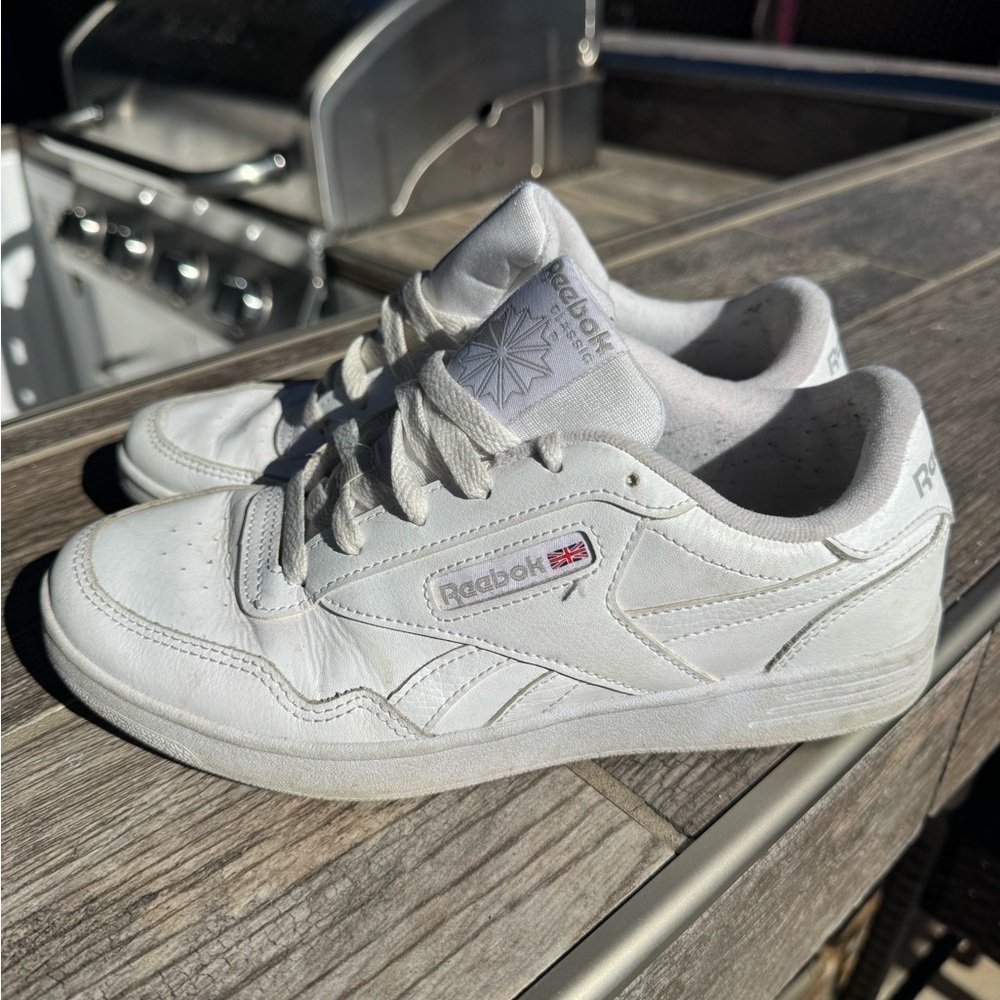 Reebok Women's Court classic Sneaker
